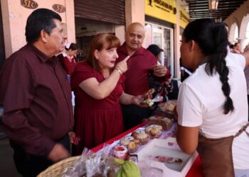 Expo emprende  20 de noviembre: Tradición sabor y creatividad en Ahuacatlan