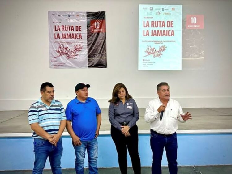 Ahuacatlán conforma su Consejo municipal de participación Escolar