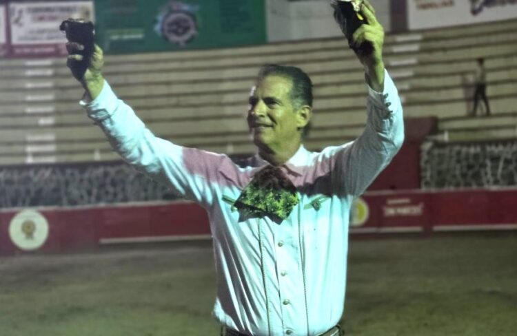 Buena tarde taurina en Ahuacatlán